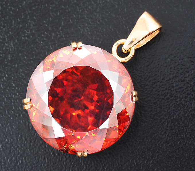 Золото Кулон с крупным сфалеритом 32,22 карата