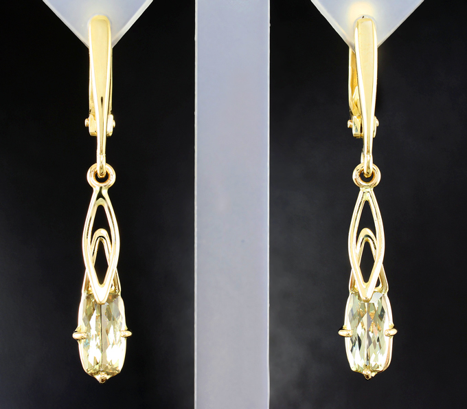 Золото Серьги с чистейшими диаспорами 2,61 карата