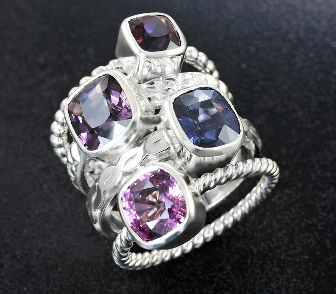 Серебро 925 Кольцо с разноцветными шпинелями 7,6 карата