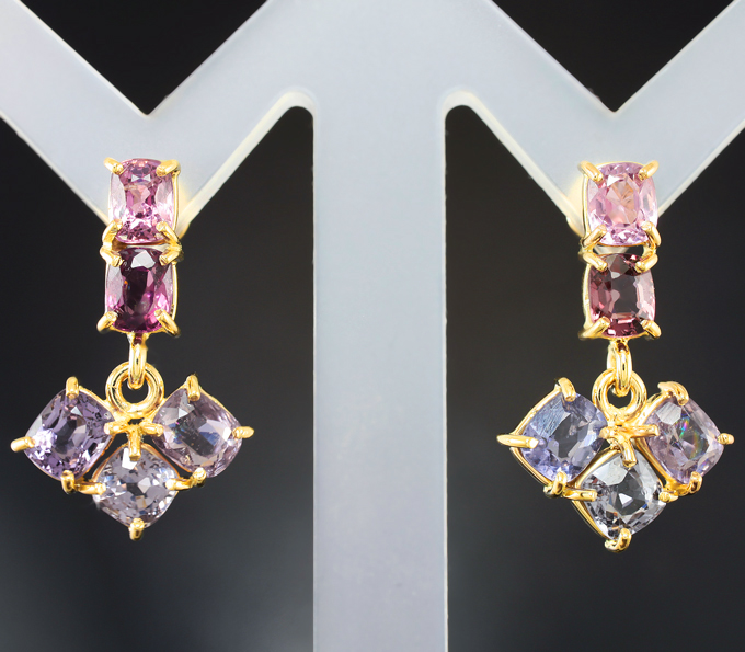 Золото Серьги с разноцветными шпинелями 5,19 карата