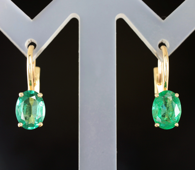 Золото Серьги с уральскими изумрудами 2,16 карата