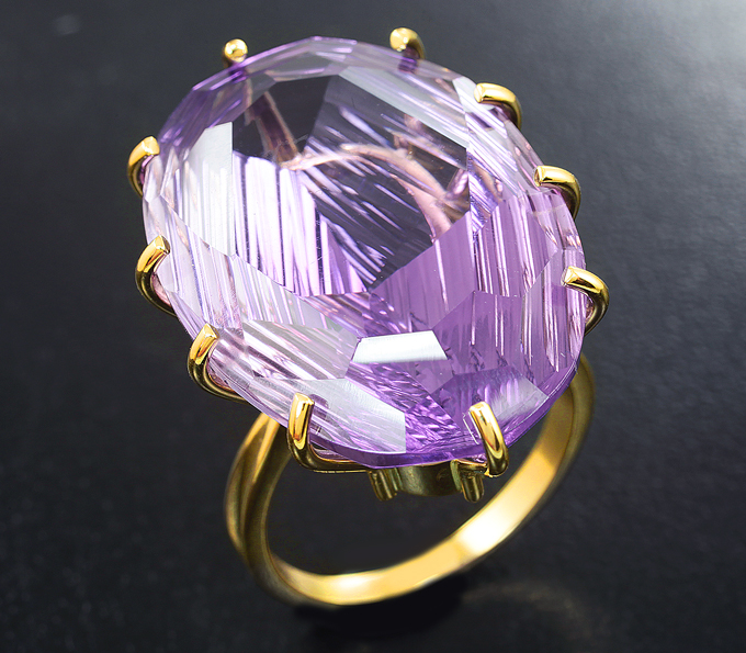 Золото Кольцо с аметистом авторской огранки 29,83 карата