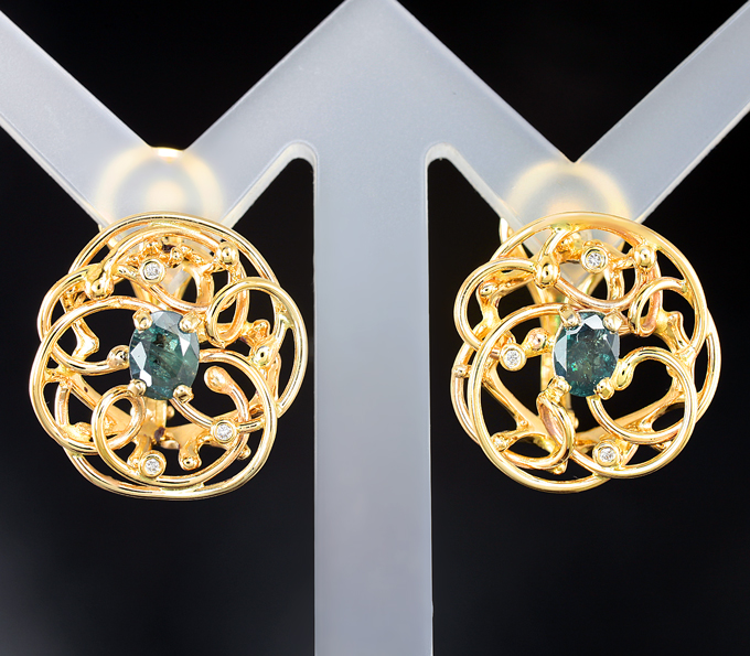 Золото Серьги с александритами 1,34 карата и бриллиантами