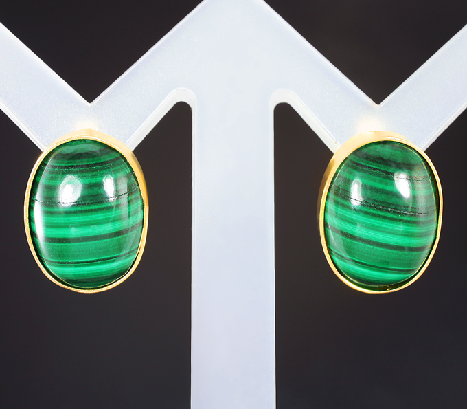 Золото Серьги с уральским малахитом 16,37 карата