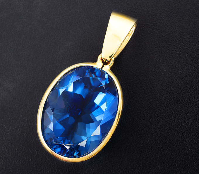 Золото Кулон с флюоритом со сменой цвета 22,23 карата