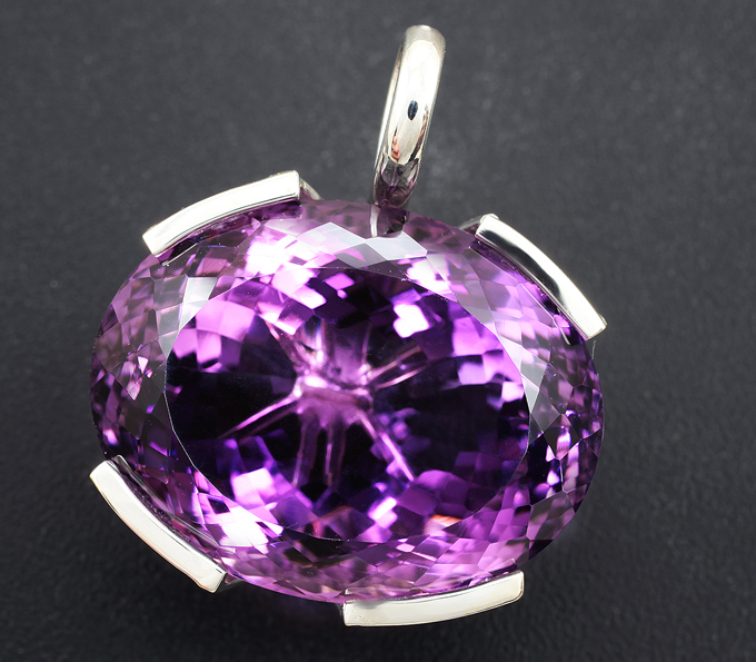 Серебро 925 Кулон с аметистом 47,59 карата