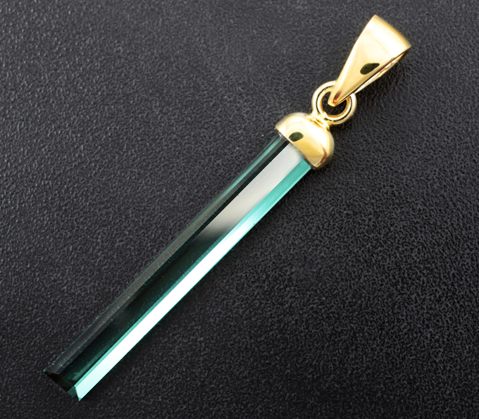 Золото Кулон с чистейшим индиголитом турмалином 3,6 карата