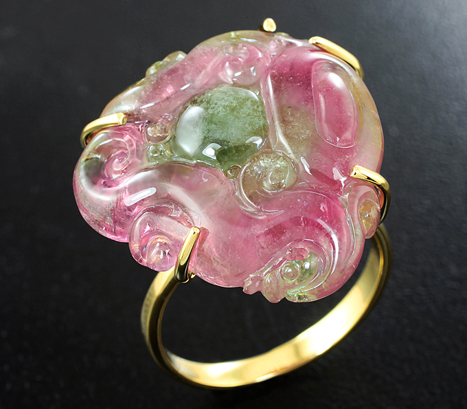 Золото Кольцо c крупным резным арбузным турмалином 24,6 карата