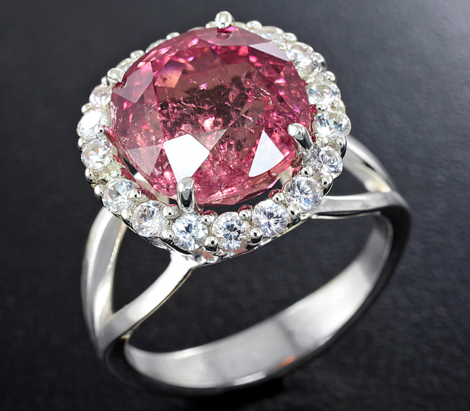 Серебро 925 Кольцо c крупным турмалином 6,95 карата и лейкосапфирами