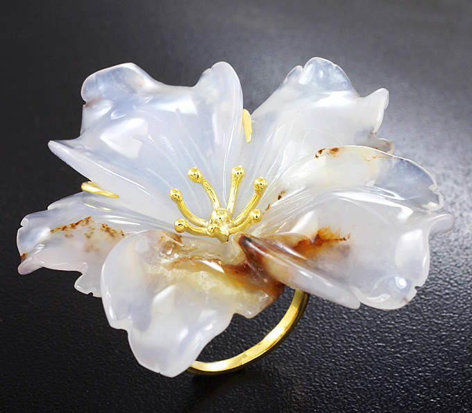 Серебро 925 Кольцо c резным агатом 65,26 карата