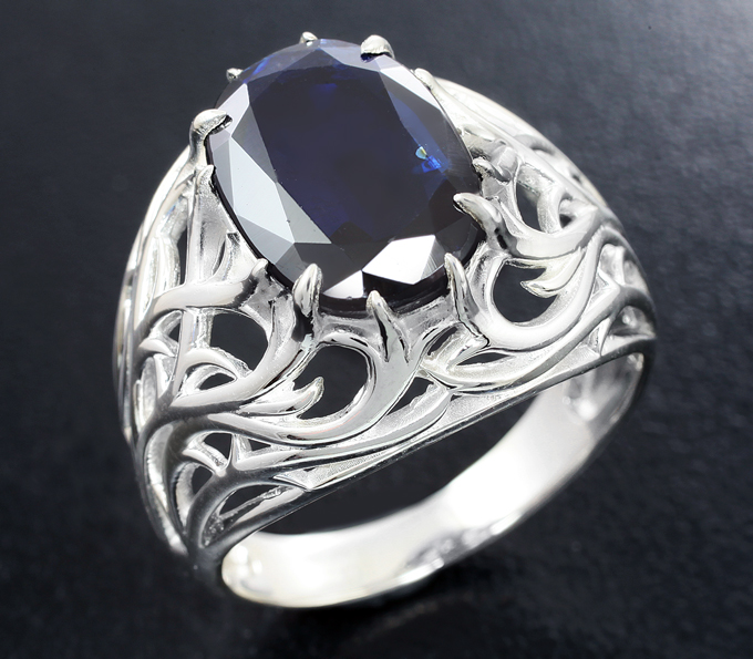 Серебро 925 Кольцо с кианитом 4,23 карата