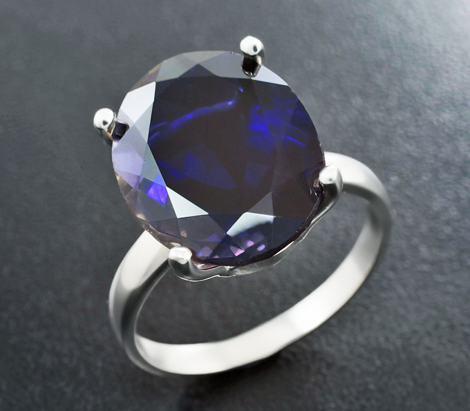 Серебро 925 Кольцо с иолитом эксклюзивного размера 8,92 карата