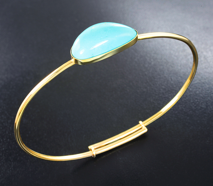 Золото Браслет с кабошоном армянской бирюзы 10,87 карата