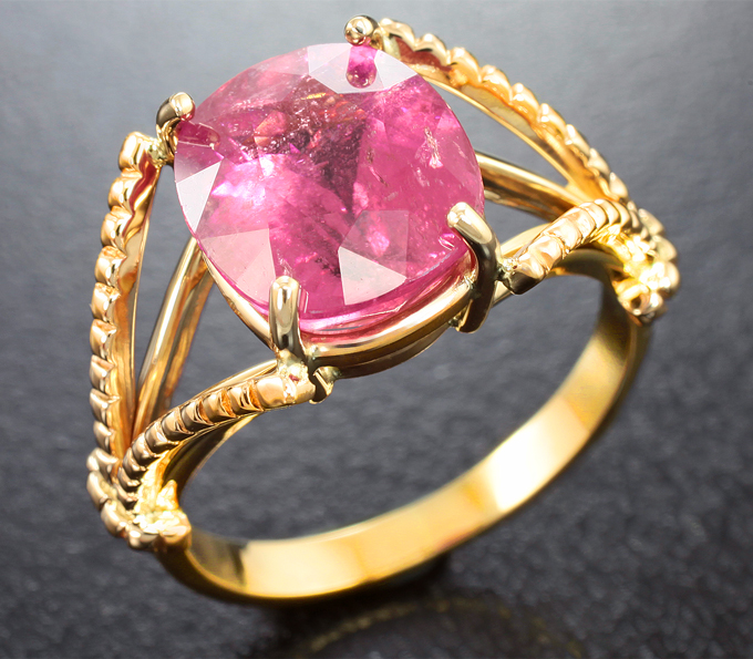 Золото Кольцо с рубеллитом турмалином 3,39 карата