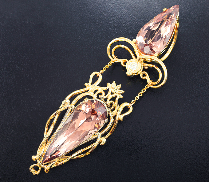 Золото Брошь/кулон с морганитами 37,35 и муассанитом 0,22 карата