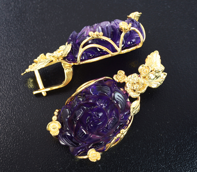 Серьги с резными аметистами 63,25 карата