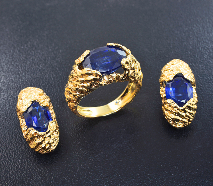 Золото Комплект с кианитами 12,36 карата