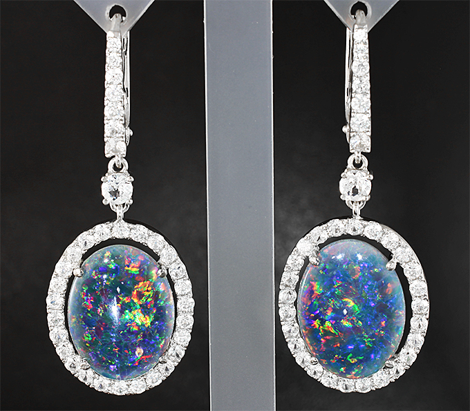 Золото Серьги с австралийскими триплет опалами 13,36 карата, бесцветными сапфирами, топазами и цирконами