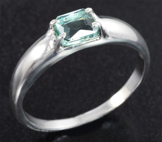 Серебро 925 Кольцо с турмалином 0,7 карата