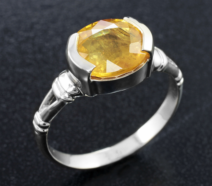 Серебро 925 Кольцо с сапфиром 3,64 карата