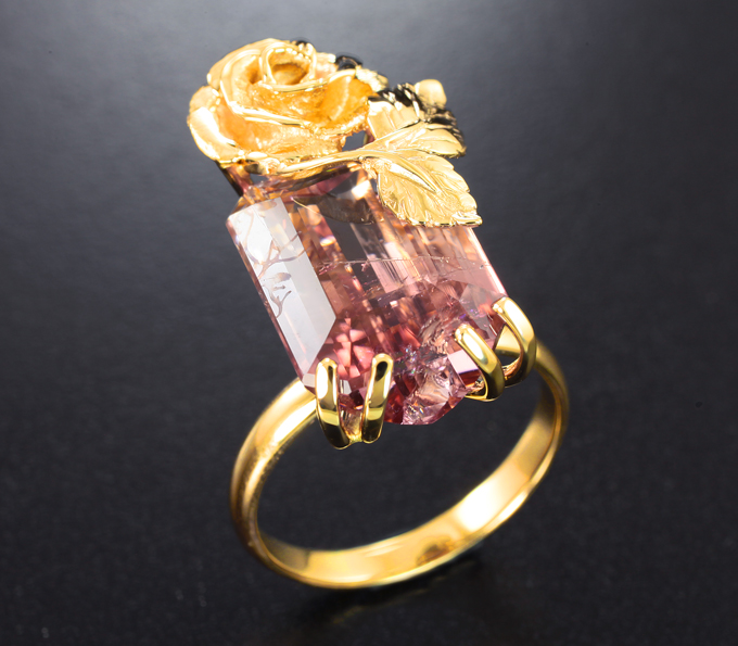 Золото Кольцо с полихромным турмалином 9,12 карата
