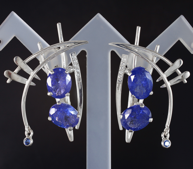 Серебро 925 Серьги с танзанитами 12,54 карата, синими и бесцветными сапфирами