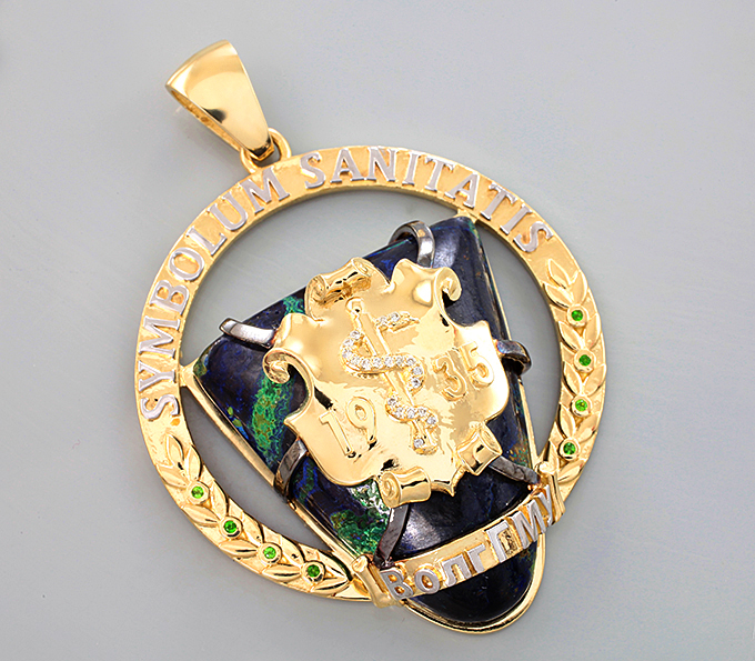 Золото Кулон с малахитом в азурите 62,7 карата, диопсидами и бриллиантами