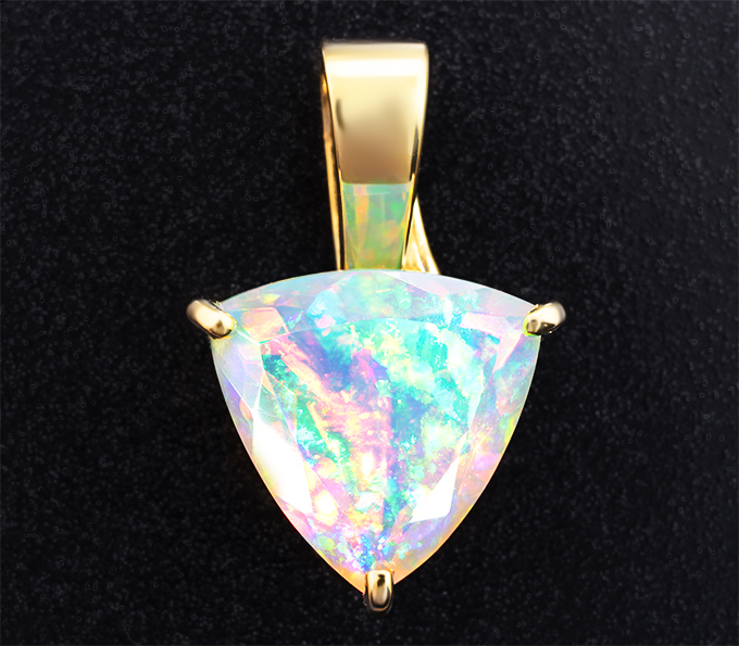 Золото Кулон с ограненным эфиопским опалом 4,99 карата