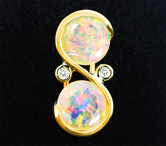 Золото Кулон с ограненными эфиопскими опалами 1,79 карата и бриллиантами
