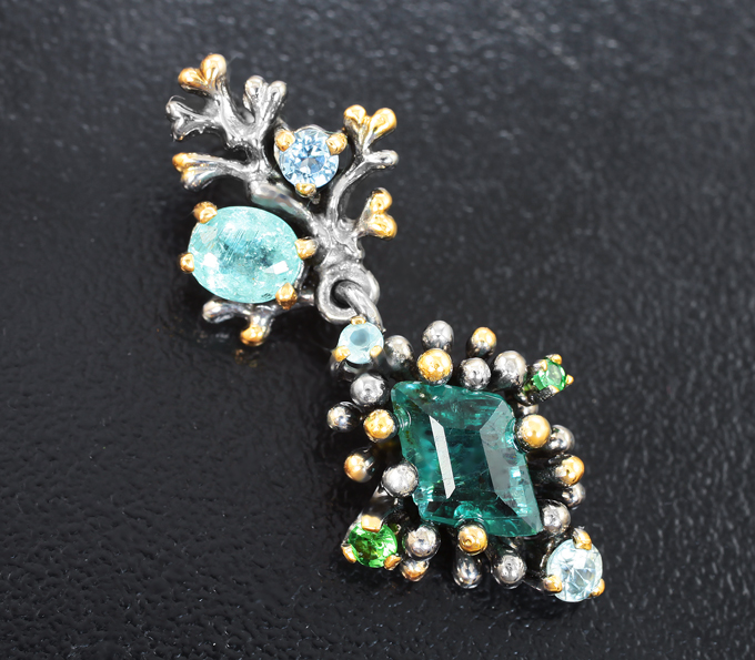 Серебро 925 Кулон с грандидьеритом 1,08 карата, параиба турмалином 0,46 карата, аквамарином, апатитом, цирконом и цаворитами