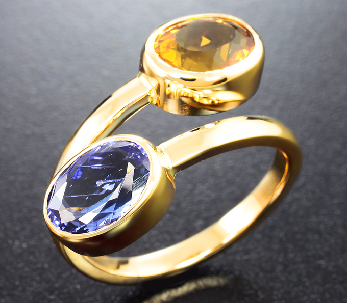 Золото Кольцо с танзанитом 2,32 карата и гелиодором 2,29 карата