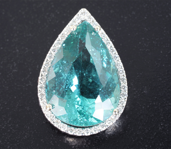 Золото Кулон с апатитом 8,52 карата и бриллиантами