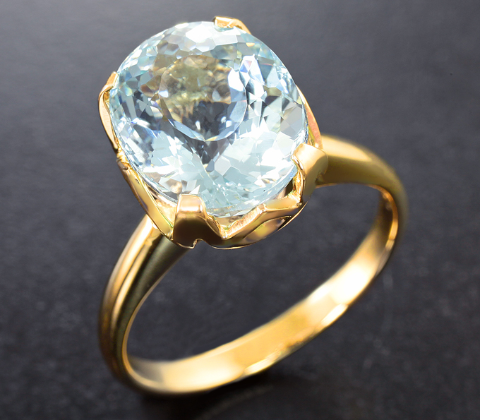 Золото Кольцо с забайкальским аквамарином высокой чистоты 4,35 карата