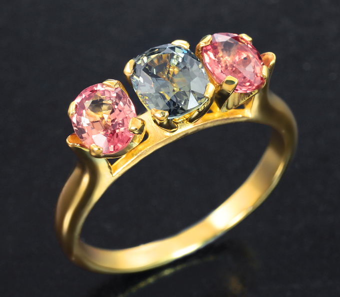 Серебро 925 Кольцо с сапфирами 2,38 карата