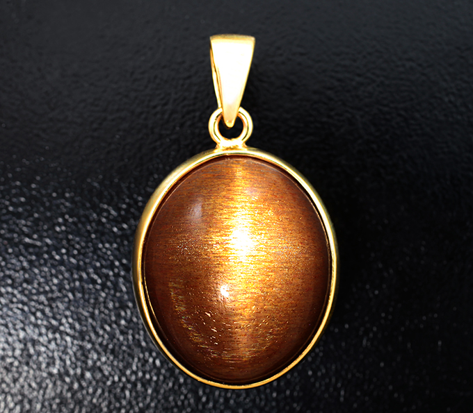 Золото Кулон с солнечным камнем топового качества 39,52 карата