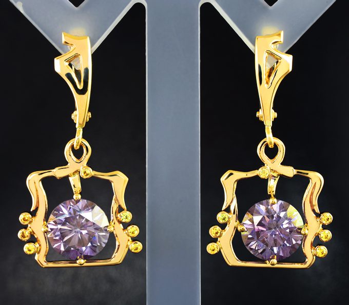 Золото Серьги с муассанитами 5,42 карата