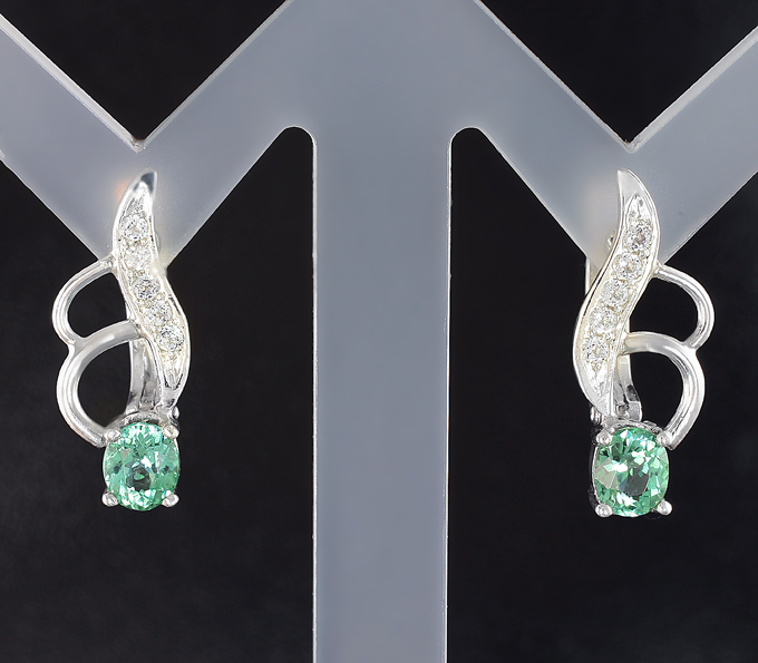 Серебро 925 Серьги с параиба турмалинами 0,88 карата и лейкосапфирами