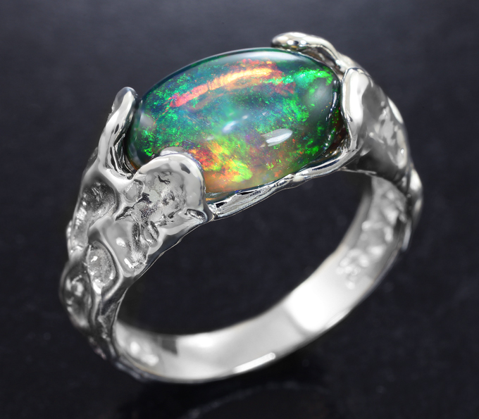 Серебро 925 Кольцо с кристаллическим черным опалом 2,55 карата