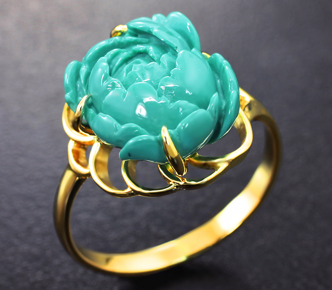 Золото Кольцо с резной армянской бирюзой 6,37 карата