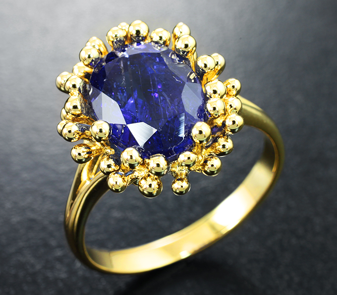 Золото Кольцо с танзанитом 3,97 карата