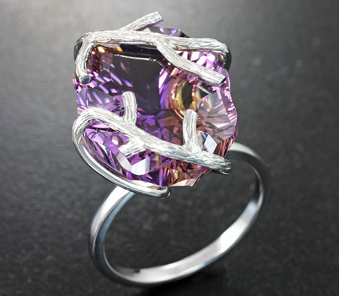 Золото Кольцо с аметрином лазерной огранки 22,18 карата