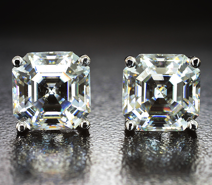 Золото Пусеты с муассанитами 4,89 карата