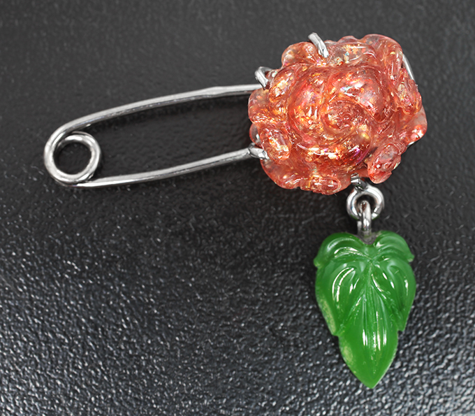 Серебро 925 Брошь с резным солнечным камнем 11,32 карата и резным нефритом 5,59 карата