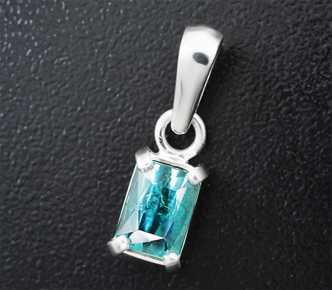 Серебро 925 Кулон с турмалином 1,43 карата 