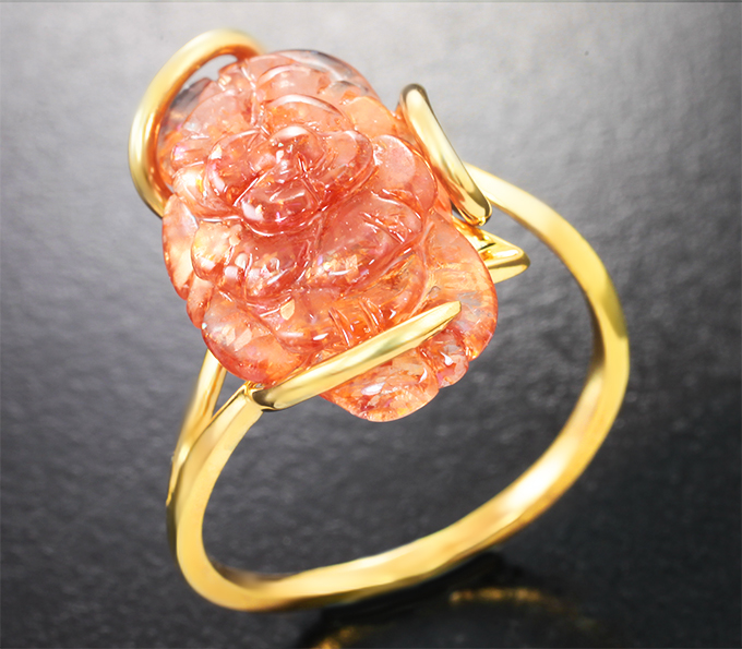 Серебро 925 Кольцо с резным солнечным камнем 6,87 карата