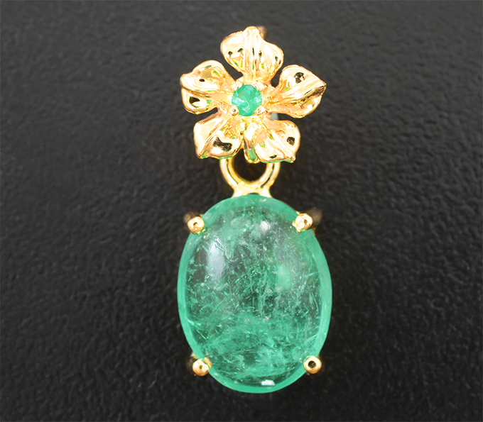 Золото Кулон с уральскими изумрудами 5,06 карата