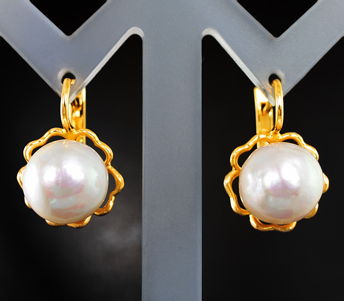 Золото Серьги с морским жемчугом барокко 18,9 карата