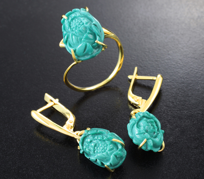 Золото Комплект с резной армянской бирюзой 16,44 карата