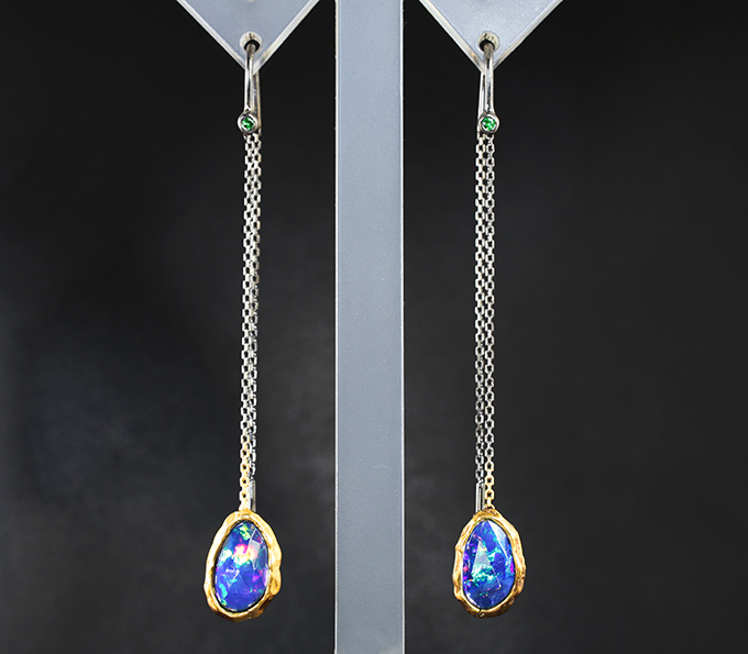 Серебро 925 Серьги с ограненными черными опалами 1,9 карата и цаворитами