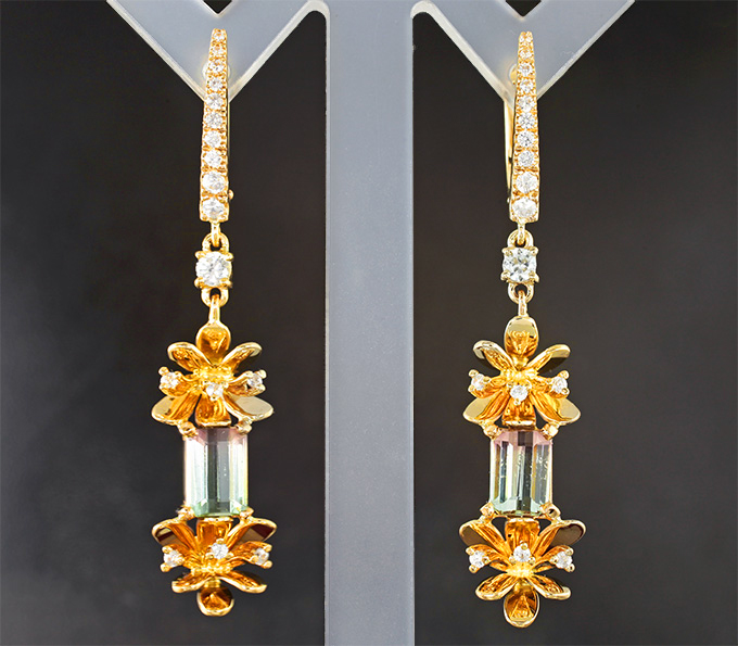 Золото Серьги с арбузными турмалинами 3,1 карата и бесцветными цирконами